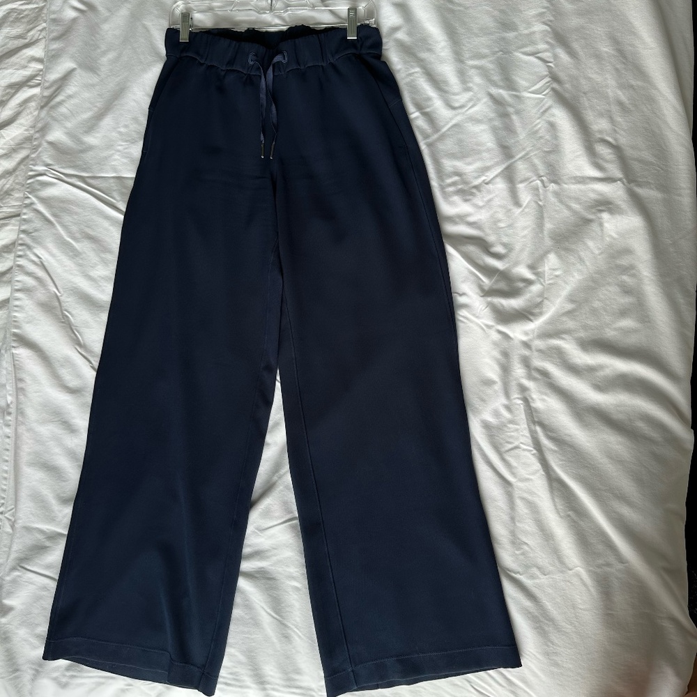 Lululemon Women's Trousers